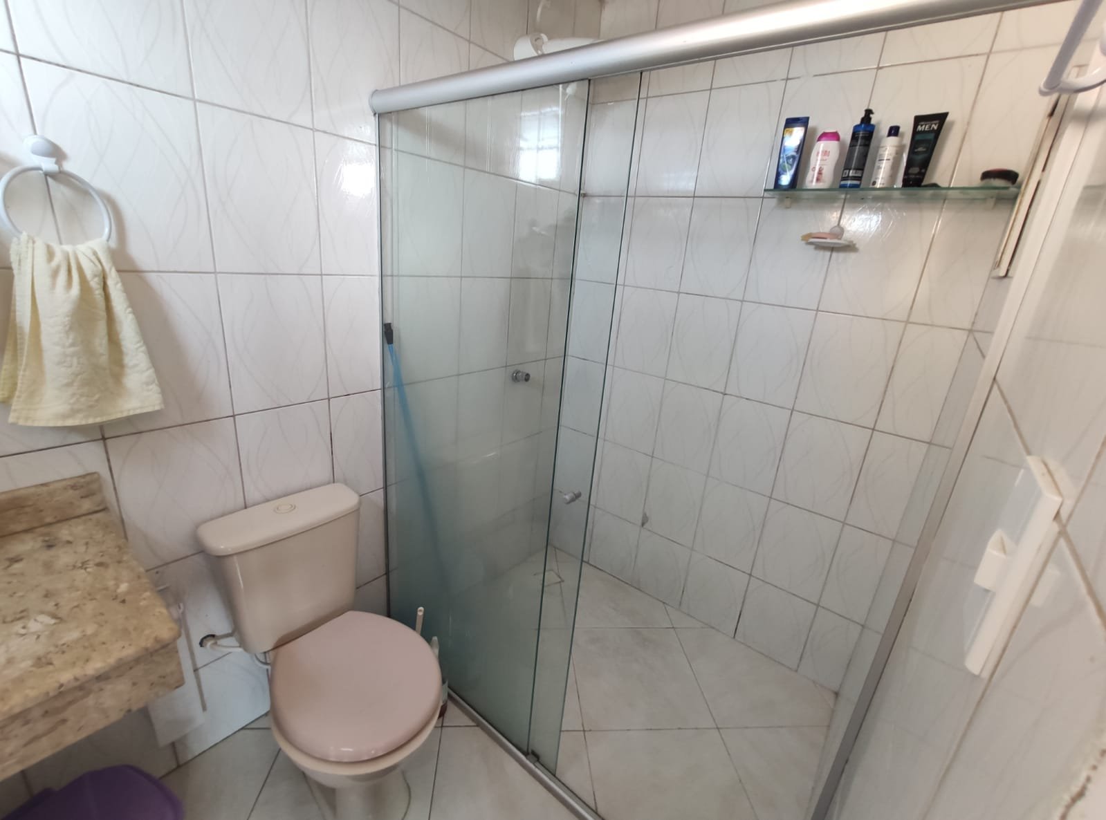 CASA A VENDA NO CALABAR