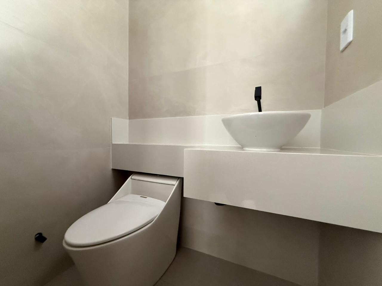 2 VILLAGES - A VENDA NA MARIA PRETA