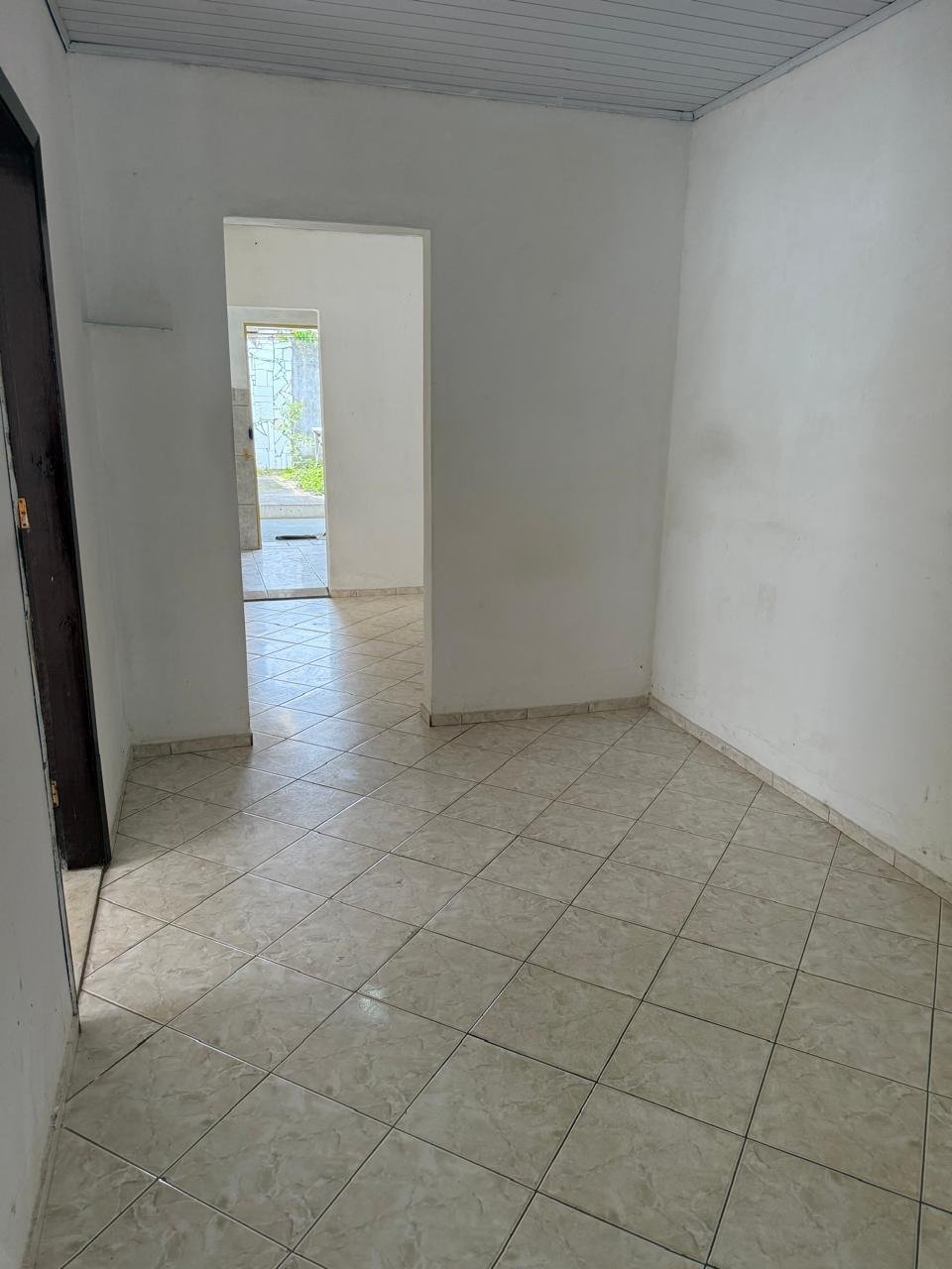 CASA A VENDA NO ANDAIÁ