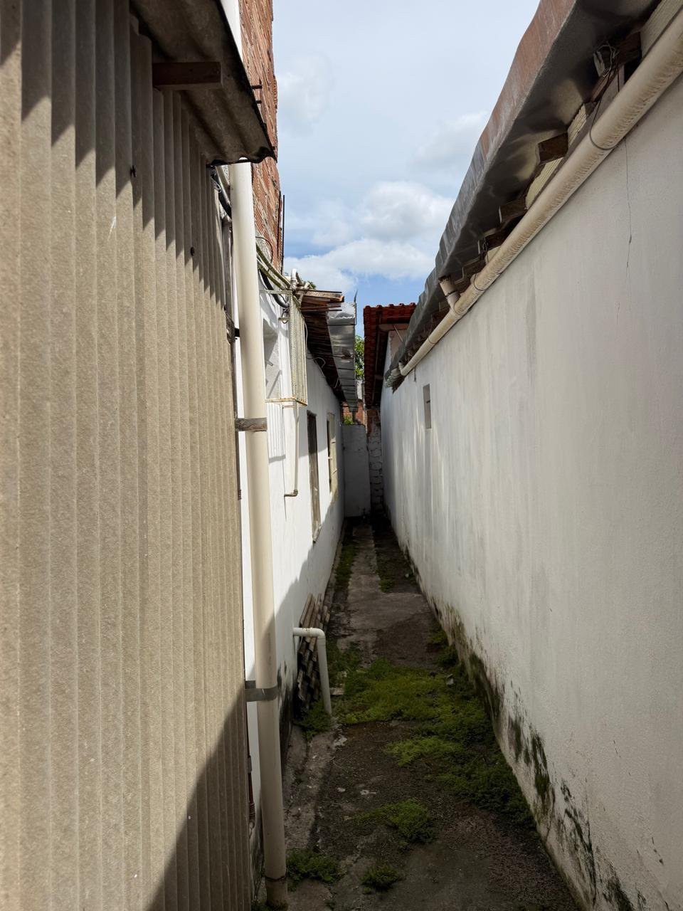 CASA A VENDA NO ANDAIÁ