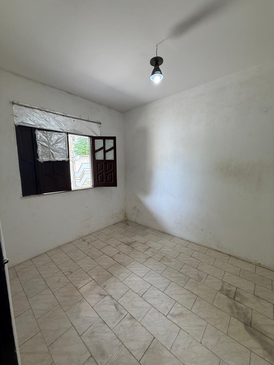 CASA A VENDA NO ANDAIÁ