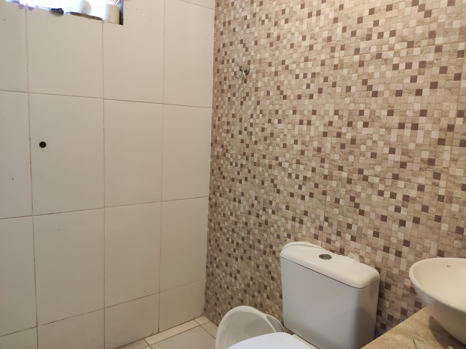 CASA A VENDA NO LOT. BELA VISTA