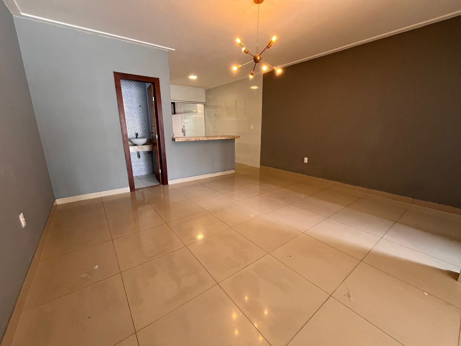 VILLAGE EM CONDOMÍNIO