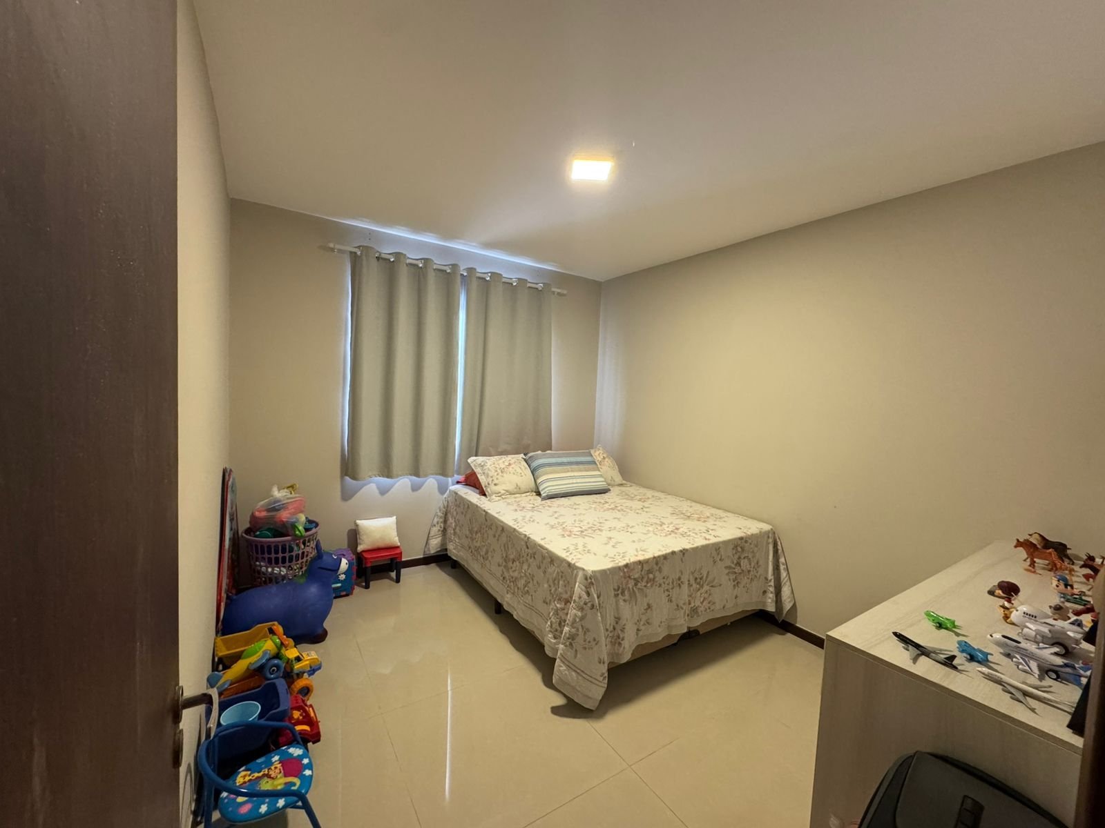 CASA A VENDA - CONDOMÍNINO CIDADE DAS FLORES