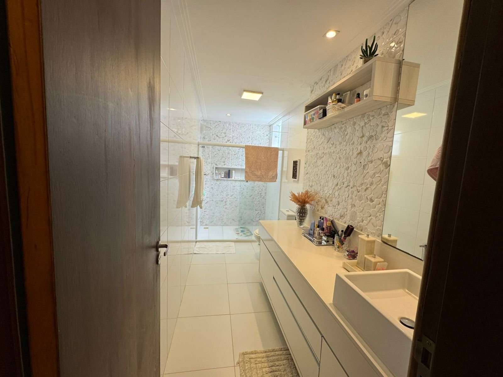 CASA A VENDA - CONDOMÍNINO CIDADE DAS FLORES