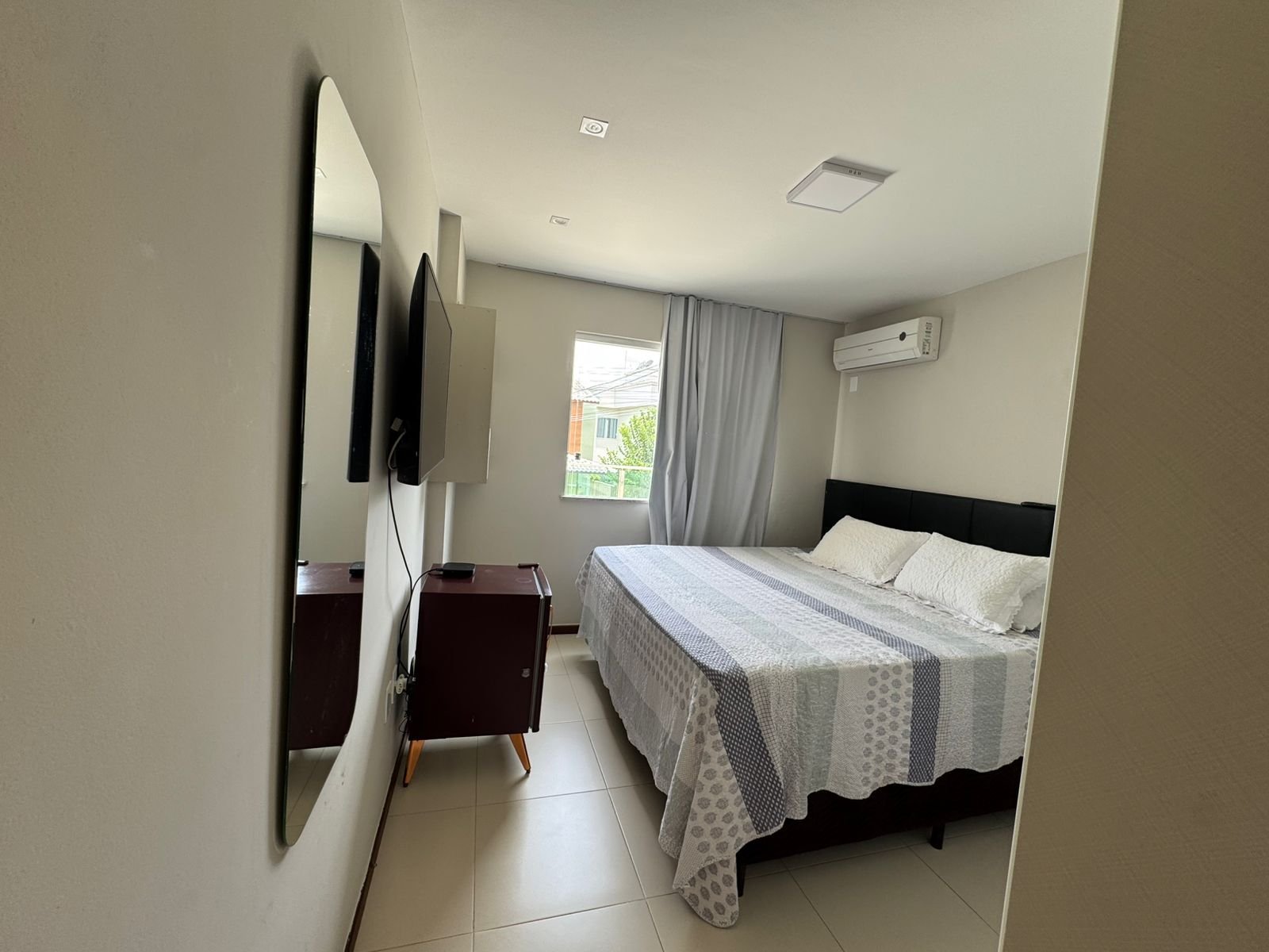 CASA A VENDA - CONDOMÍNINO CIDADE DAS FLORES