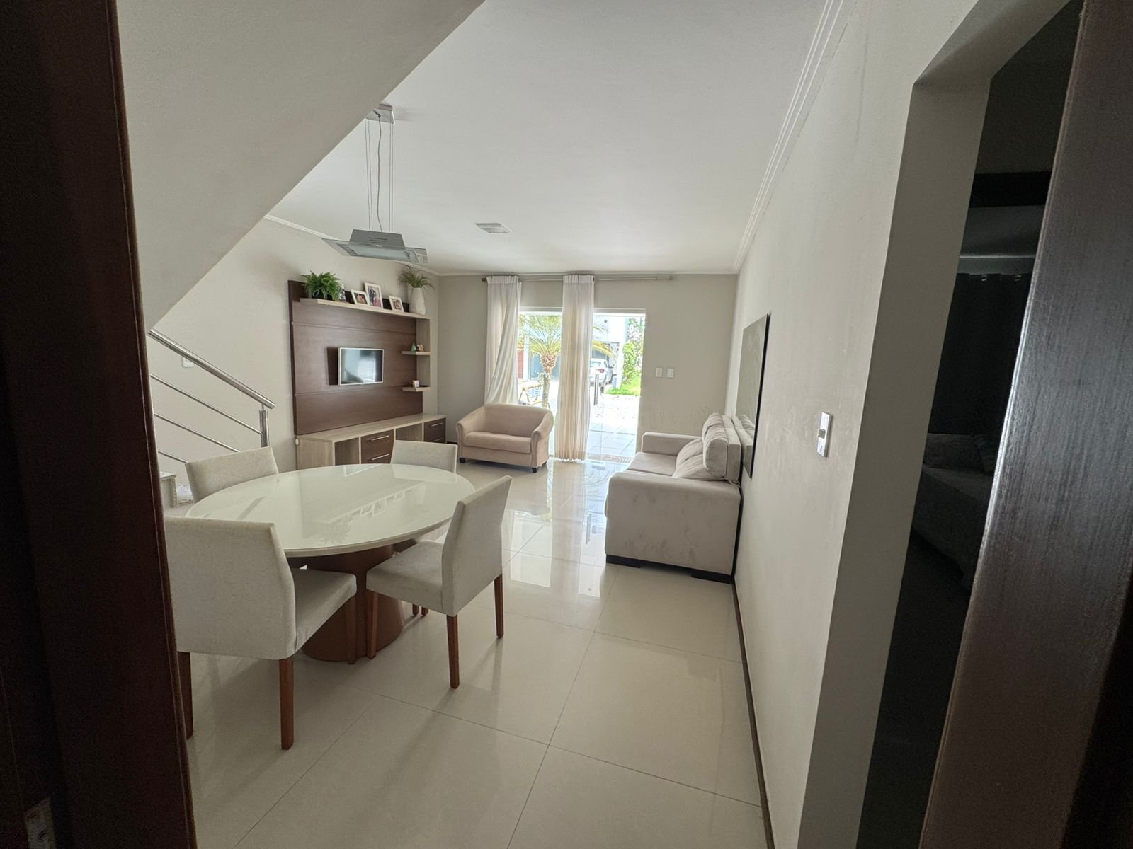 CASA A VENDA - CONDOMÍNINO CIDADE DAS FLORES