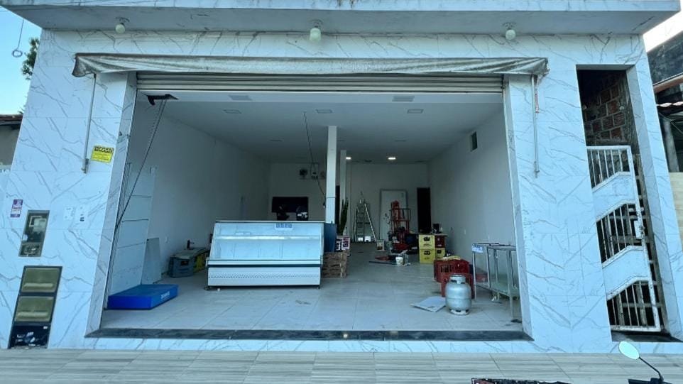 PONTO COMERCIAL A VENDA NA VIRIATO LOBO