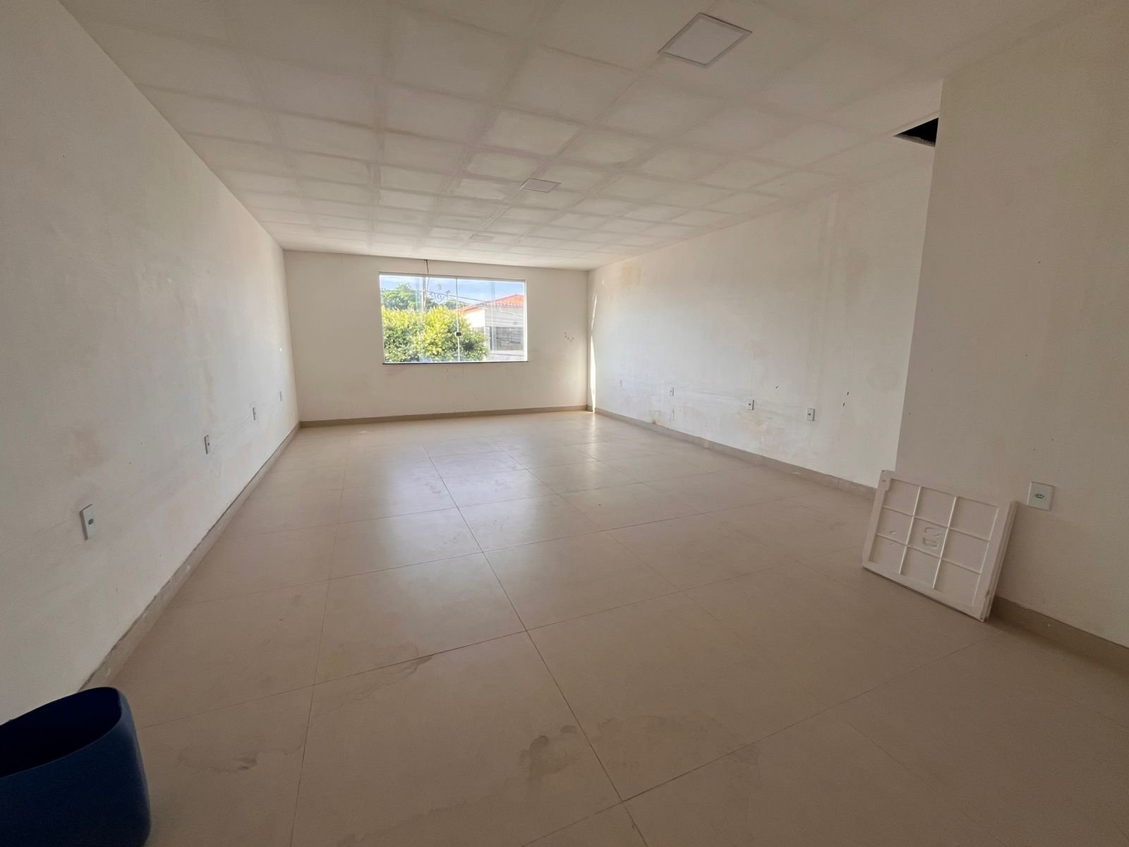 PONTO COMERCIAL PARA LOCAÇÃO - AV. BARROS E ALMEIDA