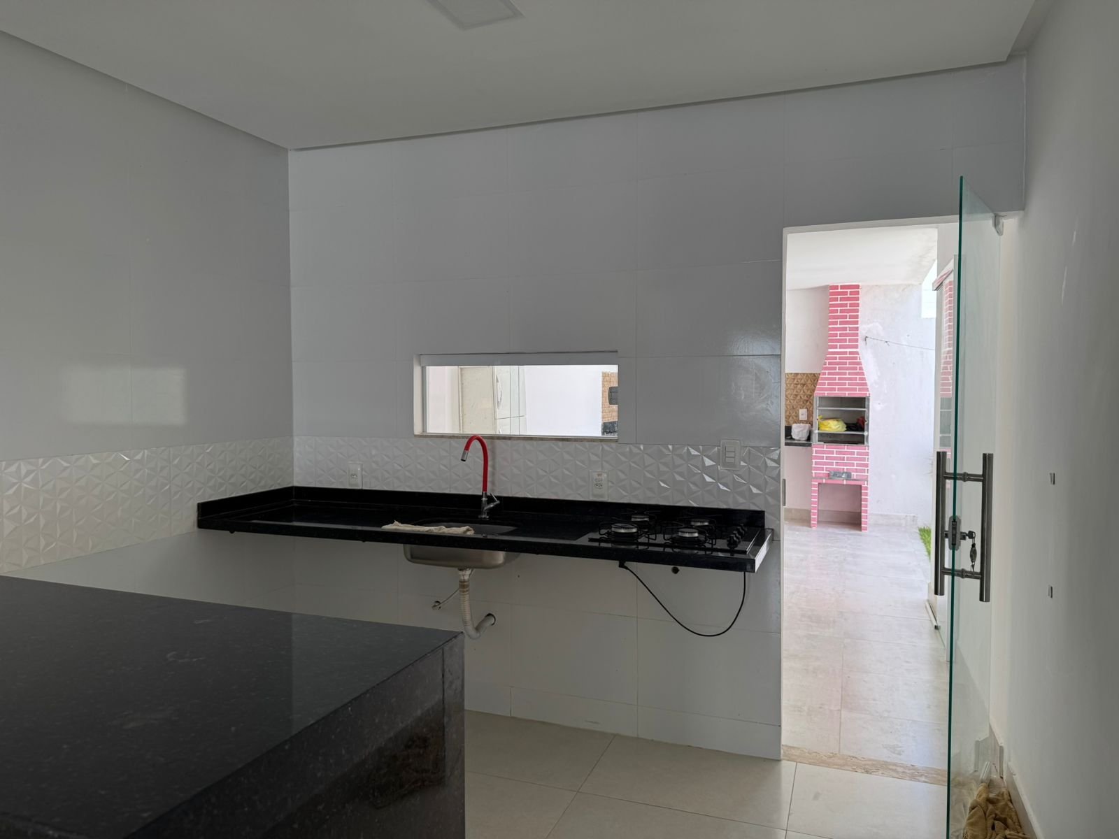 CASA A VENDA NO CONDOMÍNIO CIDADE NOVA