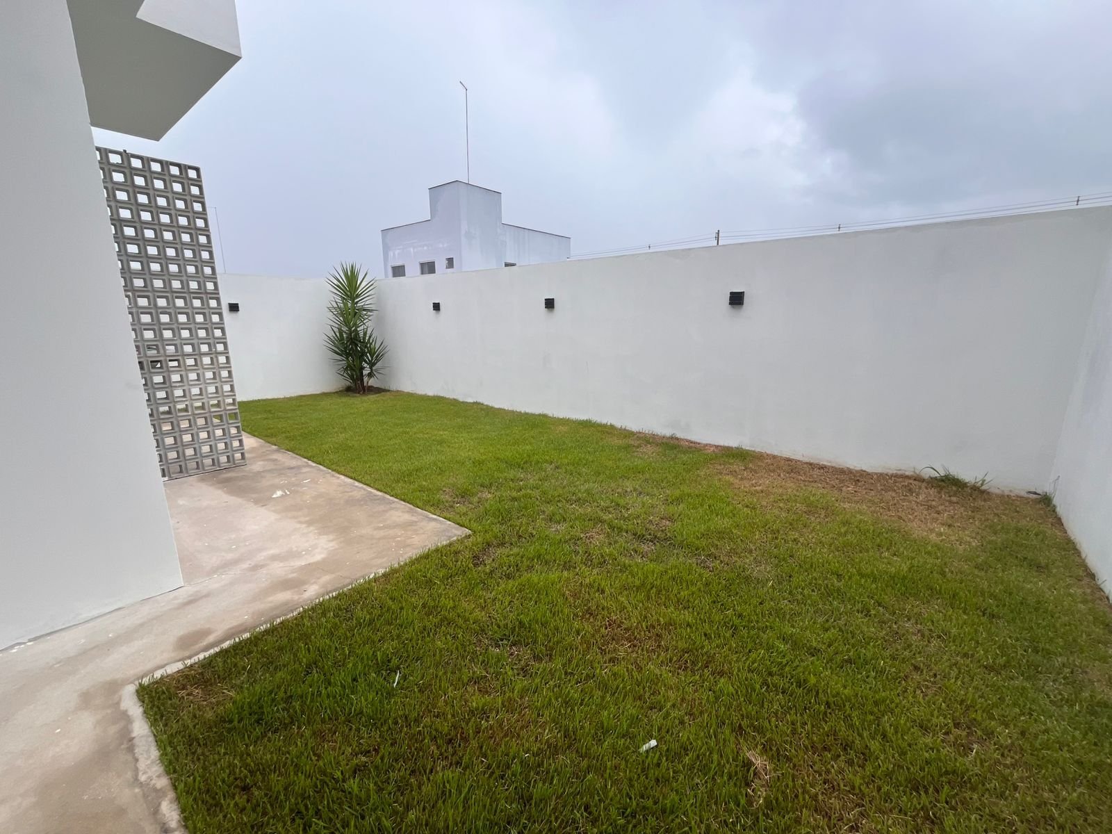 CASA TÉRREA EM CONDOMÍNIO - CAJUEIRO
