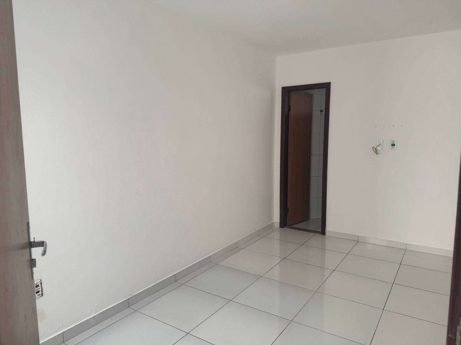 CASA PARA ALUGUEL - CONDMÍNIO BELA VISTA (GASTÃO)