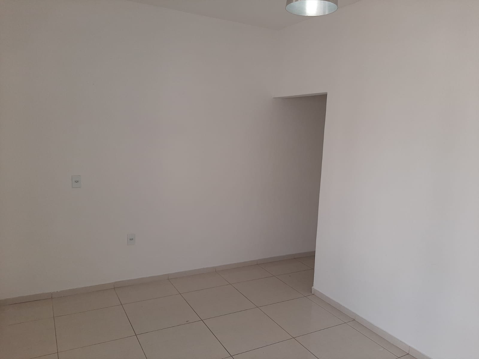 CASA TÉRREA PARA ALUGAR NO COND. PARQUE SÃO JOSÉ