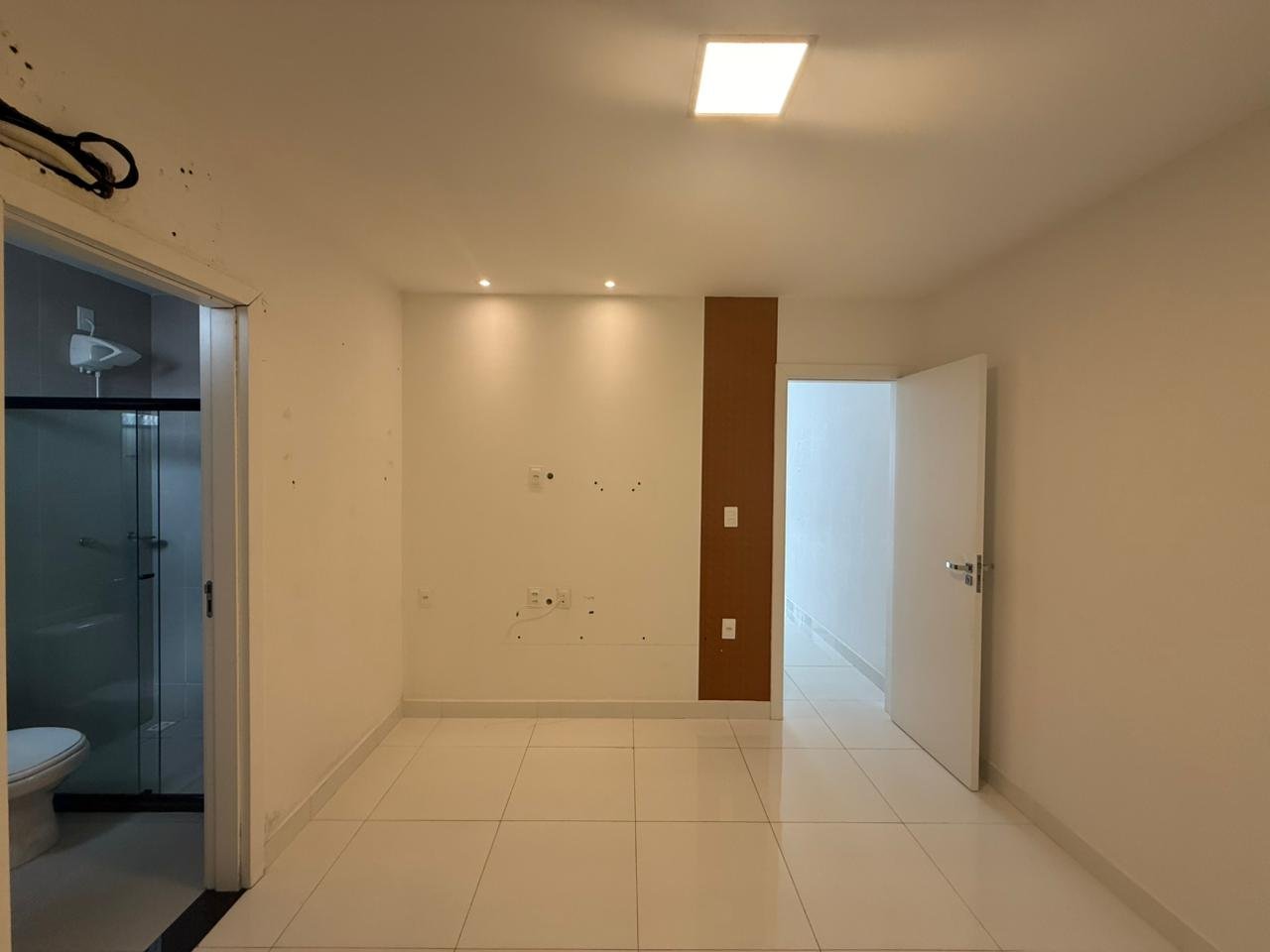 DUPLEX PARA VENDA E ALUGUEL - PRÓ. AO CLUBE DOS 100