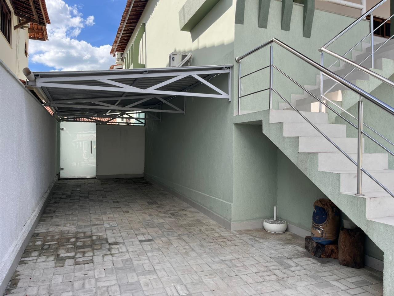 CASA 1º ANDAR - ANDAIÁ