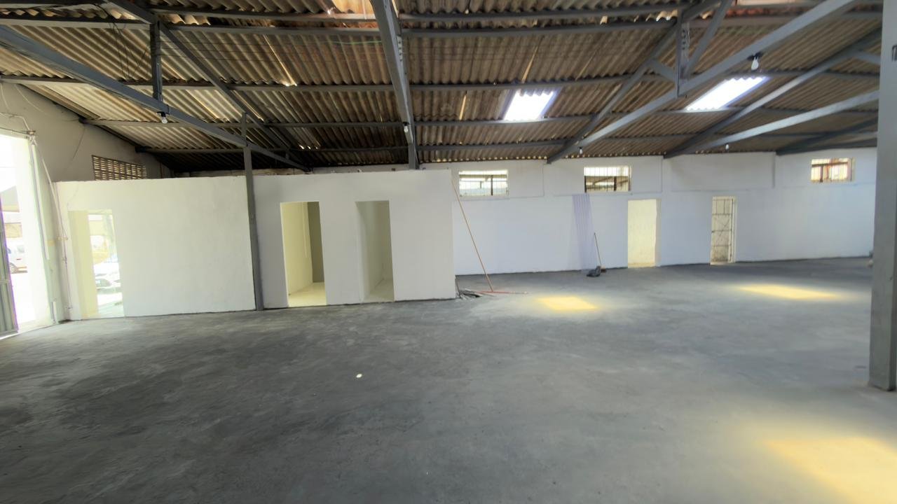 GALPÃO PARA LOCAÇÃO - CENTRO - 400m²