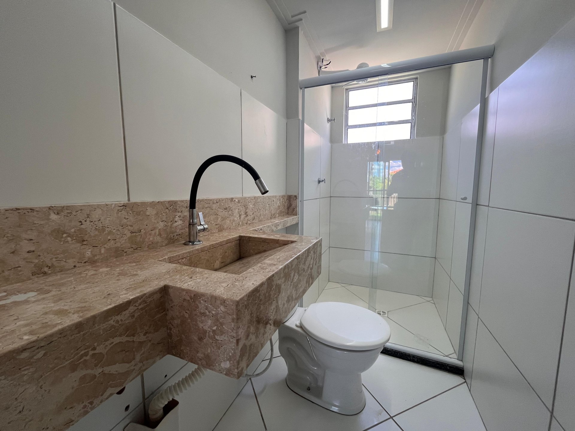 APARTAMENTO TÉRREO PARA LOCAÇÃO - VOG IMPERIAL.