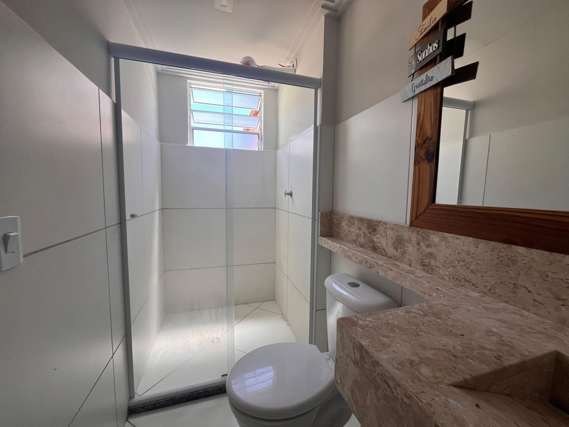 APARTAMENTO TÉRREO PARA LOCAÇÃO - VOG IMPERIAL.