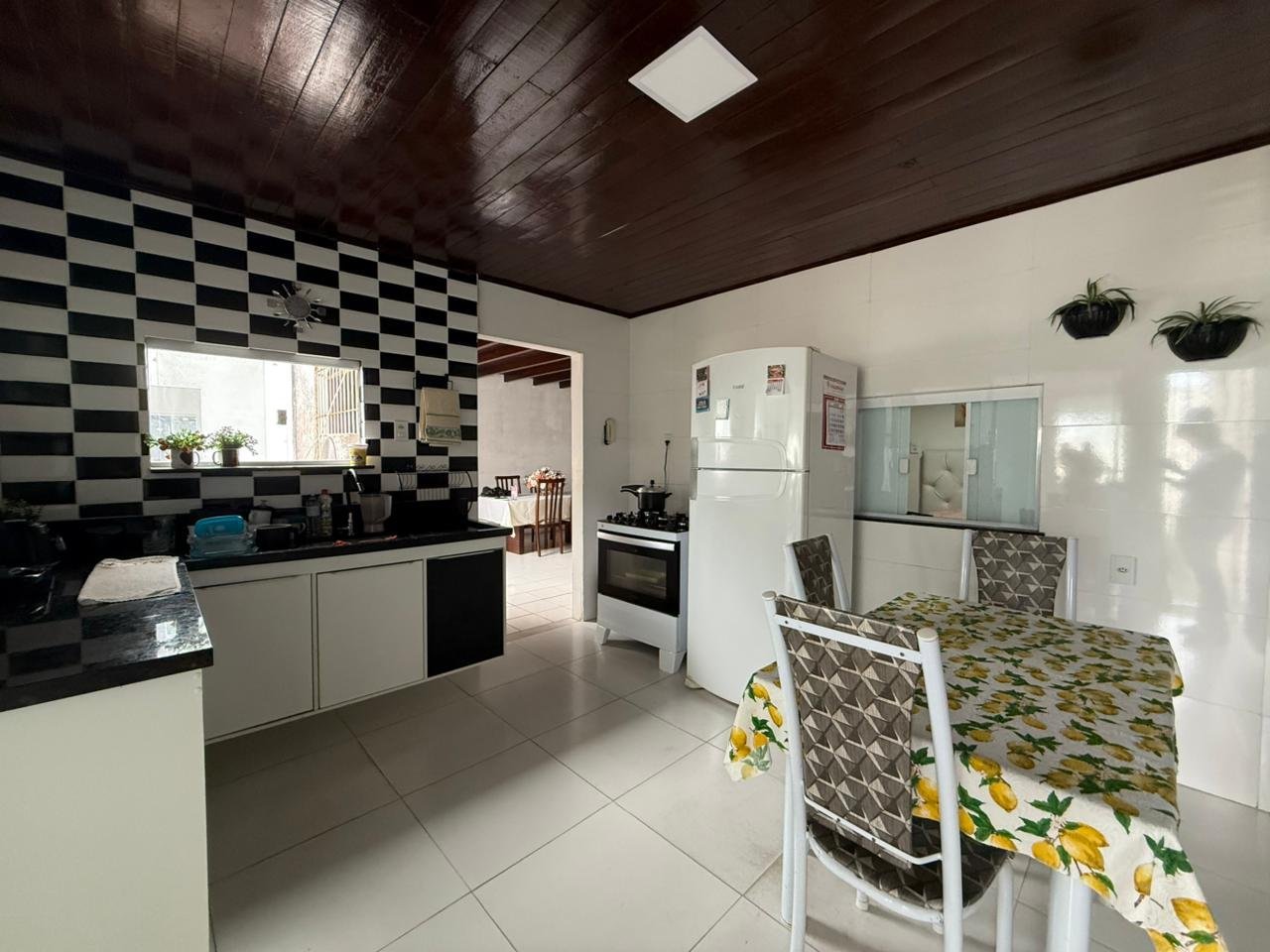 ALUGUEL COMERCIAL - 1º ANDAR - RUA RUI BARBOSA