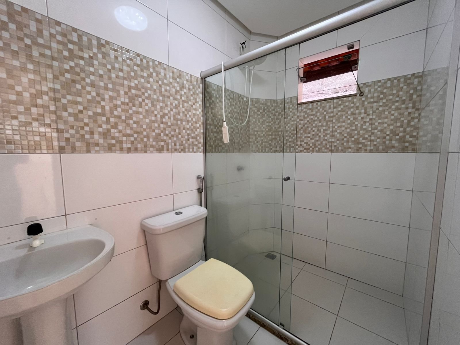 CASA A VENDA NO LOTEAMENTO SÃO SANTIAGO