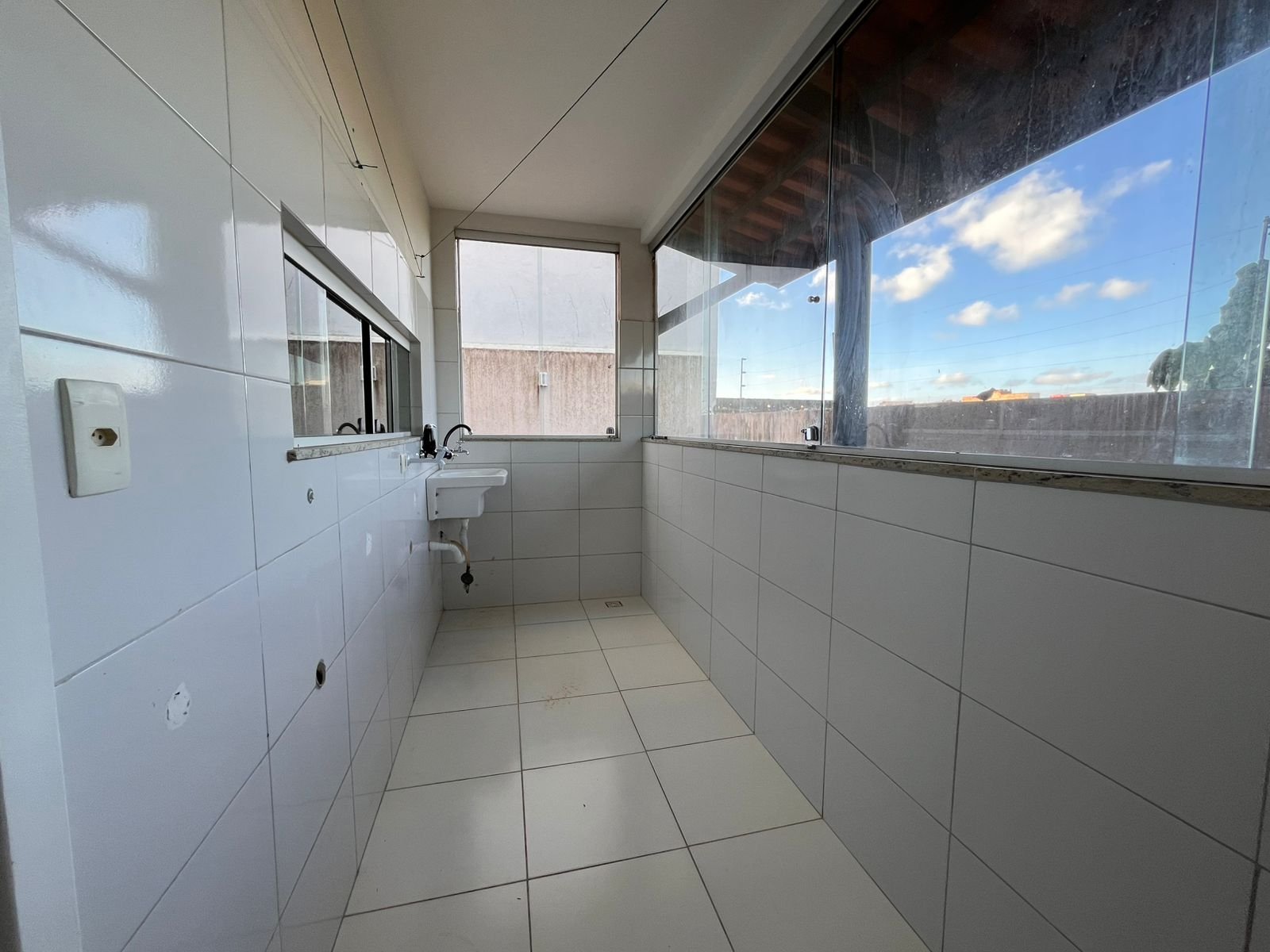 CASA A VENDA NO LOTEAMENTO SÃO SANTIAGO