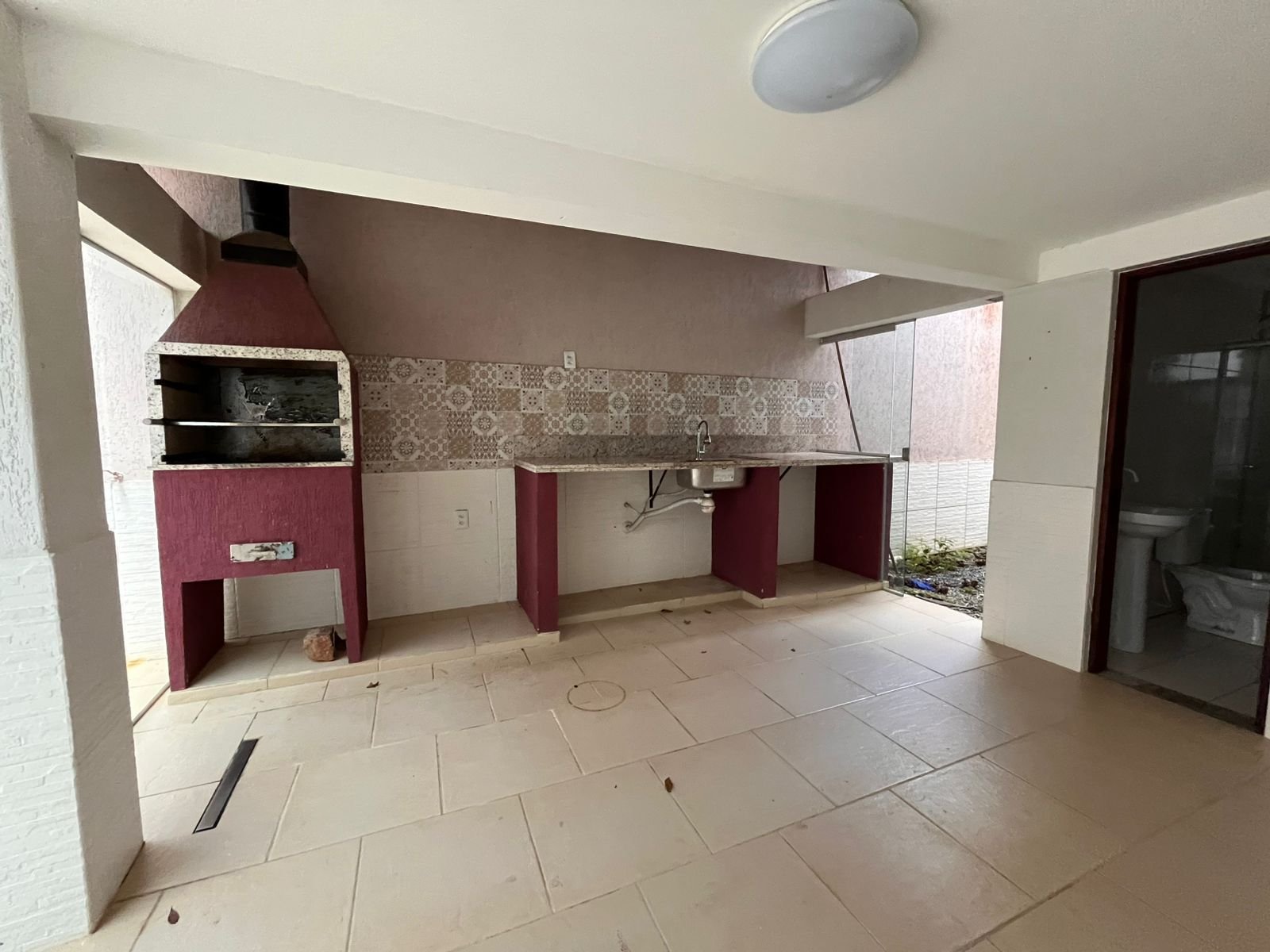 CASA A VENDA NO LOTEAMENTO SÃO SANTIAGO